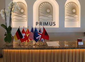 Primus Hotel, three-star hotel in Shëngjin