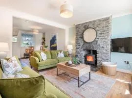 Lakeland Cottage - Bowness-on-Windermere sleeps 6
