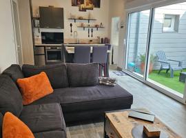 Chai Callie, ancien Chai meubl&eacute;