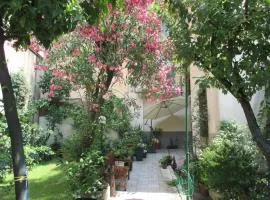 Il Giardino degli Oleandri