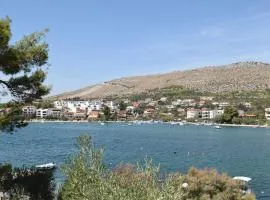 Apartments Tonka Grebaštica
