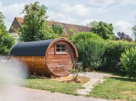 Tonneau en bois insolite au coeur du Charolais