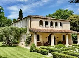Villa Bergamotti with Pool, Comfort and View