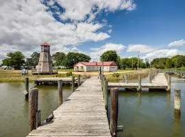 Dock Access Waterfront Cottage in Avenue!