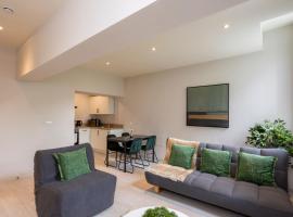 The Central Centenary, Leeds City Centre Apartments, hotel v mestu Central Station