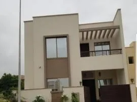 Bahria town karachi villa