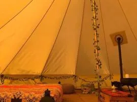 Star Gazing Cozy Hot Tent with heater and tv