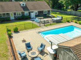 Harwich में, होटल Sleeps 14 Home w Pool Great for Families