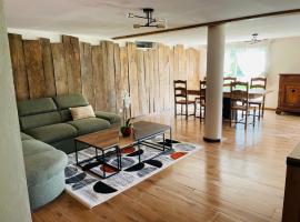 Gîte de la Prairie de Thalamy 4 pers, villa in Thalamy