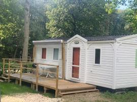 Mobil home paisible, hotel u gradu Saint-Chéron