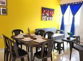 Casa con Parqueadero Privado y Central
