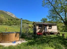 La roulotte de la croix