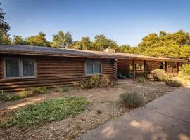 Oakwood Lodge
