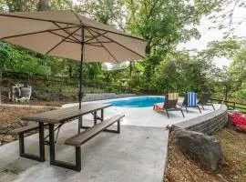 Hilltop retreat - Large pool