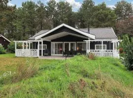 Three-Bedroom Holiday home in Rødby 23