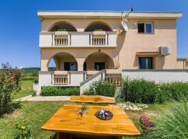 Apartments for families with children Ljubac, Zadar - 24394 โรงแรมในราชานาส