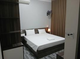 GolDen RiCe, готель з парковкою у місті Th&aacute;i Thụy