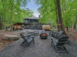 Luxurious Poconos Retreat - Hot Tub, Sauna, Games