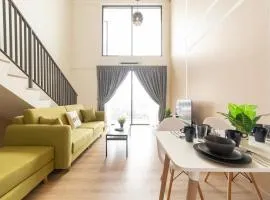 Emporis Kota Damansara PJ by Sleepy Bear