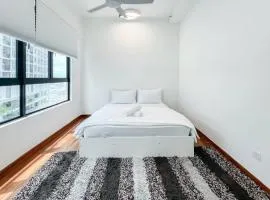 ICity Luxury Condo, 2bedroom - Free Parking, Netflix