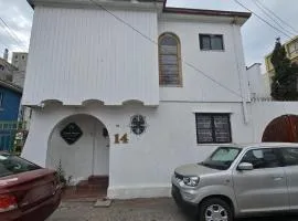 HOSTEL GLORIA en DOS poniente 333 casa 14