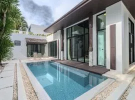 Wings Elegant 2BR Villa Bang Tao Beach