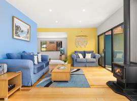 Blue Point House by Experience Jervis Bay, Hotel in Vincentia