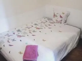 Chambre à petit budget pour personne simple