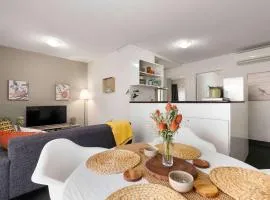 West End City 2BR Stay near UniSA