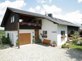 Ferienwohnung Achhammer, hotel v destinaci Riedenburg