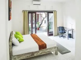 Ava Guesthouse #2 - Cozy Room with Desk&Kitchenette