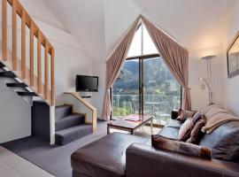 Lantern 28 - Loft, hotel in Thredbo