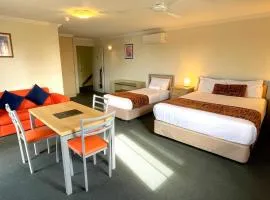 Mandarin Motel