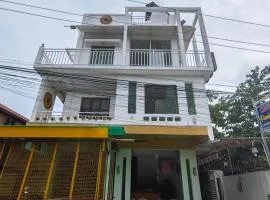 ConnieBoy Pension House