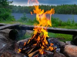 Eco Yurt Glamping with Campfire Wildflowers & Nature Trails Dengri Eco Resort