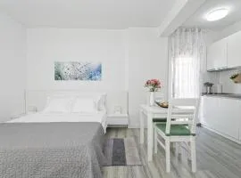 Studio Apartments Nada