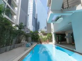 Journeyhub Sukhumvit 26, Bangkok - Formerly St James Hotel