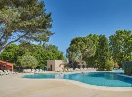 Résidence Odalys Le Village Camarguais Les Gardians