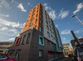 3 BedRoom Ensuite Apartment 100 Apartment Leicester Min 2 weeks