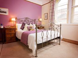 Roscrea Bed & Breakfast, gistiheimili í Bodmin