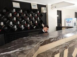 Hotel Raiss, hotel poblíž Letiště Angads - OUD, Udžda