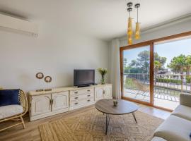 Apartment Long Beach by SunVillas Mallorca, hotel v destinaci Alcúdia