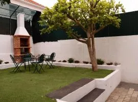 Home Out Casa do Arco in Belém