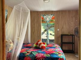Hei Maurua, hotel v destinaci Te-Fare-Arii