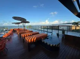 Setai à beira-mar com rooftop incrível