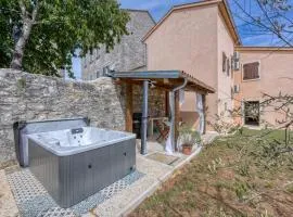 Holiday House Vili