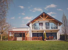 Beztroska Zatoka - agroturystyka Jacuzzi & Sauna, Cottage in Połajewo