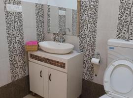 Keshav Kunj Tapru, ξενοδοχείο σε Jāmb