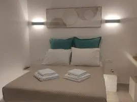 NAMASTEmilos