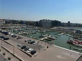 Luxury 2-bedroom apartment with marina views in Blankenberge T205
